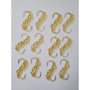 Bradford Novelty Ornament Hooks Hangers Yellow Hard Plastic Vintage 12 Pieces