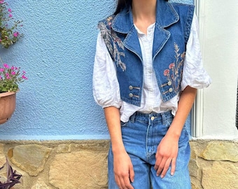 Handmade Boho Cropped Denim Vest – Embroidered Floral Jean Vest – Festival Bohemian Clothing – Unique Artisan Gift