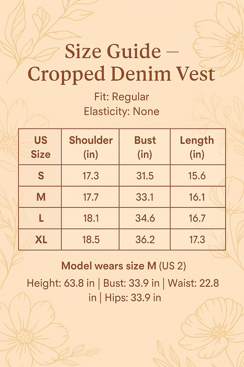 Puede incluir: Gu&iacute;a de tallas para un chaleco vaquero corto. La gu&iacute;a incluye medidas para las tallas estadounidenses S a XL, detallando hombros, busto y largo en pulgadas. La modelo usa la talla M (US 2). Altura: 162.05 cm, Busto: 86.11 cm, Cintura: 57.91 cm, Caderas: 86.11 cm.