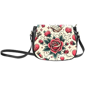 Tattoo Style Roses Satteltasche | Gothic Blumen Geldbörse | Einzigartige Alltagstasche | Stilvolles und funktionales Design für alle Gelegenheiten