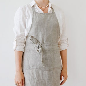 Linen Apron with pockets for women, linen cooking apron for women in various colors. Kitchen apron, garden apron, hair stylist apron