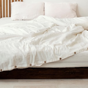 Linen duvet cover Full XL Queen King sizes in various colors. Stonewashed linen duvet cover with coconut button closure.