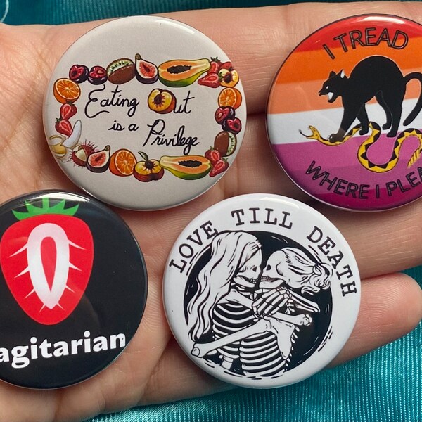 Lesbian Pin - Etsy