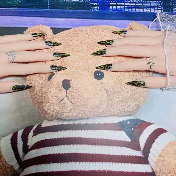 Customizable teddy bear nail charm