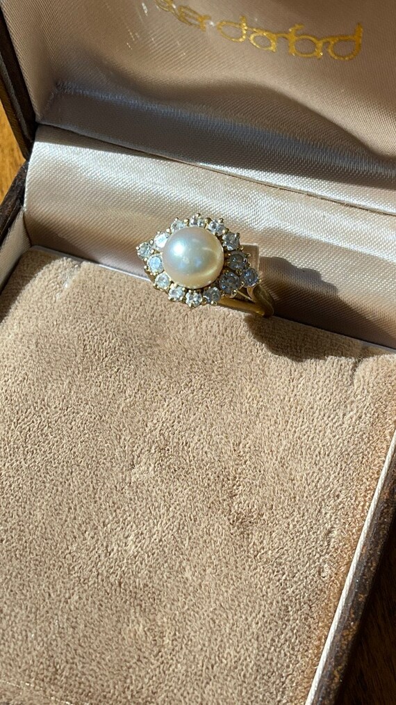 Women’s 18K Gold Ring with Pearl, .95 Ct Diamonds… - image 3
