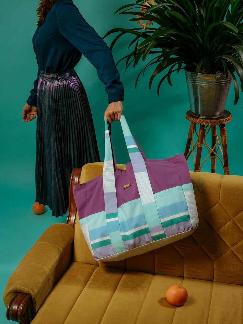 Electric Dreams oversize handbag, Oversize daily handbag, Daily bag for women, French style beach bag, Oversize bag with pockets, Travel bag image 1