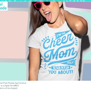 Puede incluir: Camiseta blanca con texto azul que dice "Soy la mamá de las porristas Te lo habían advertido!"