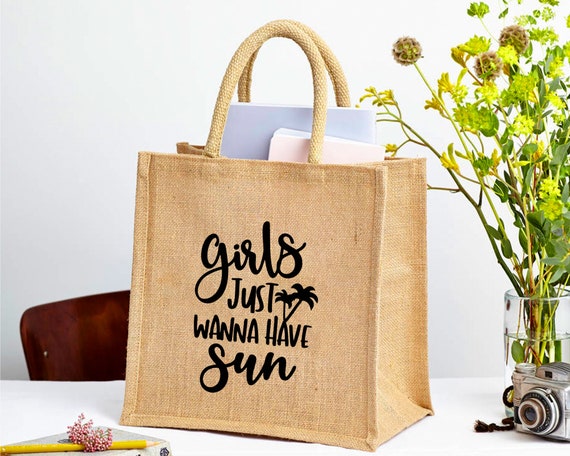 Shop Traditional Kolam Fabric Bags For Return Gifts Online in USA | Jute  bags, Fabric gift bags, Fabric bags