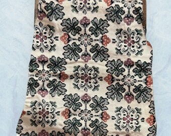 Women's Vintage Tapestry Coin Purse