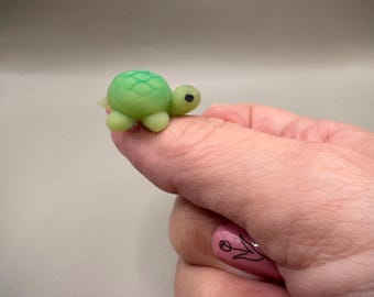 Tortuga diminuta de silicona