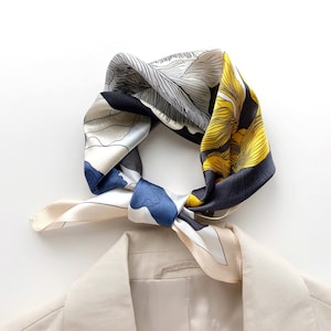 100% Mulberry silk scarf, Floral silk bandana, Square scarf, Hair scarf headband, Head wrap, Ponytail scarf, Pure silk neckerchief