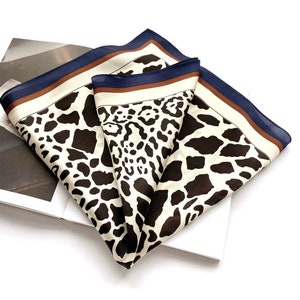Foulard carré 100 % soie de mûrier à imprimé léopard, bandana en soie pour femme, foulard pour cheveux en pure soie, foulard, foulard en soie, foulard en soie