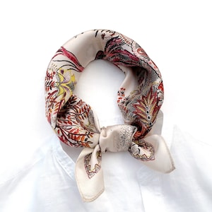 Foulard 100 % soie, bandana en soie, foulard en soie, foulard carré en soie, foulard en soie pour femme, foulard en soie, foulard en soie arbre de vie