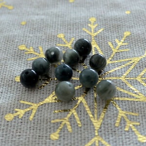 Falcon&#39;s Eye Natural Stone, 6 mm diameter balls, Beads for creative hobbies and jewelry, semi-precious stones, DIY.