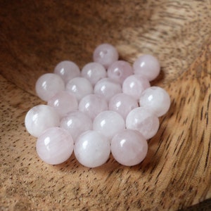 Rose Quartz Natural Stone, 6 mm or 8 mm diameter balls, Beads for creative hobbies and jewelry, semi-precious stones, DIY.