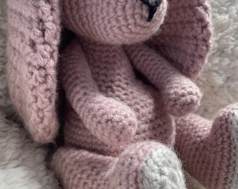 Baby Hope le lapin SUR COMMANDE