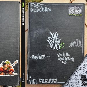 RAW Skizzenbuch 01 - Buchversion meines Skizzenbuchs Voll auf Alphabete und Buchstabenstudien. Zum Genuß, Nachschlagewerk & Inspiration - by dino