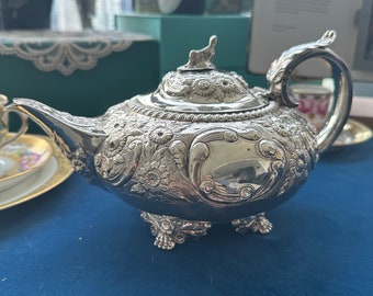 1823 sterling silver teapot