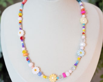 Handmade Beaded Choker Necklace Gift for Friend Magnetic Clasp Flower Necklace 208