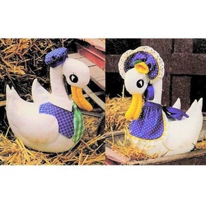 Vintage Sewing Pattern 14&quot; Country Easter Goose Couple Soft Sculpture Dolls PDF Instant Digital Download Boy Girl Goose Gander Geese Toys
