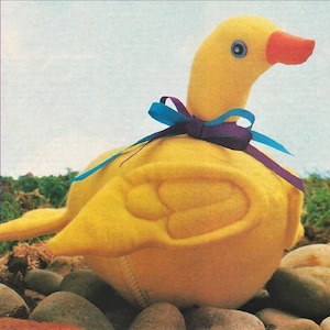 Vintage Sewing Pattern Fabric Egg To Duck Soft Sculpture Toy PDF Instant Digital Download Stuffed Easter Duckling Zipper Pop Out Sewn Toy