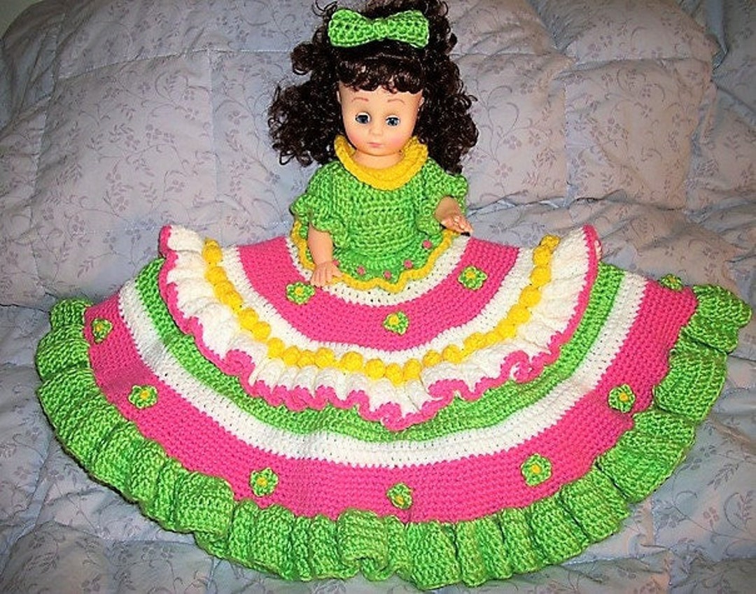 Vintage Crochet Pattern 13 Elizabeth Bed Doll Dress Outfit for 13 or 14