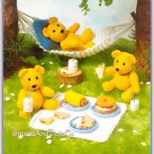 Vintage stickmönster 10 cm mini nallebjörnar picknick mjukisdjur docka och matset PDF direkt digital nedladdning miniatyr ledade nallar DK