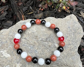 Tri Color Bracelet Bernese Mountain Dog gemstone beads Swarovski crystal hearts
