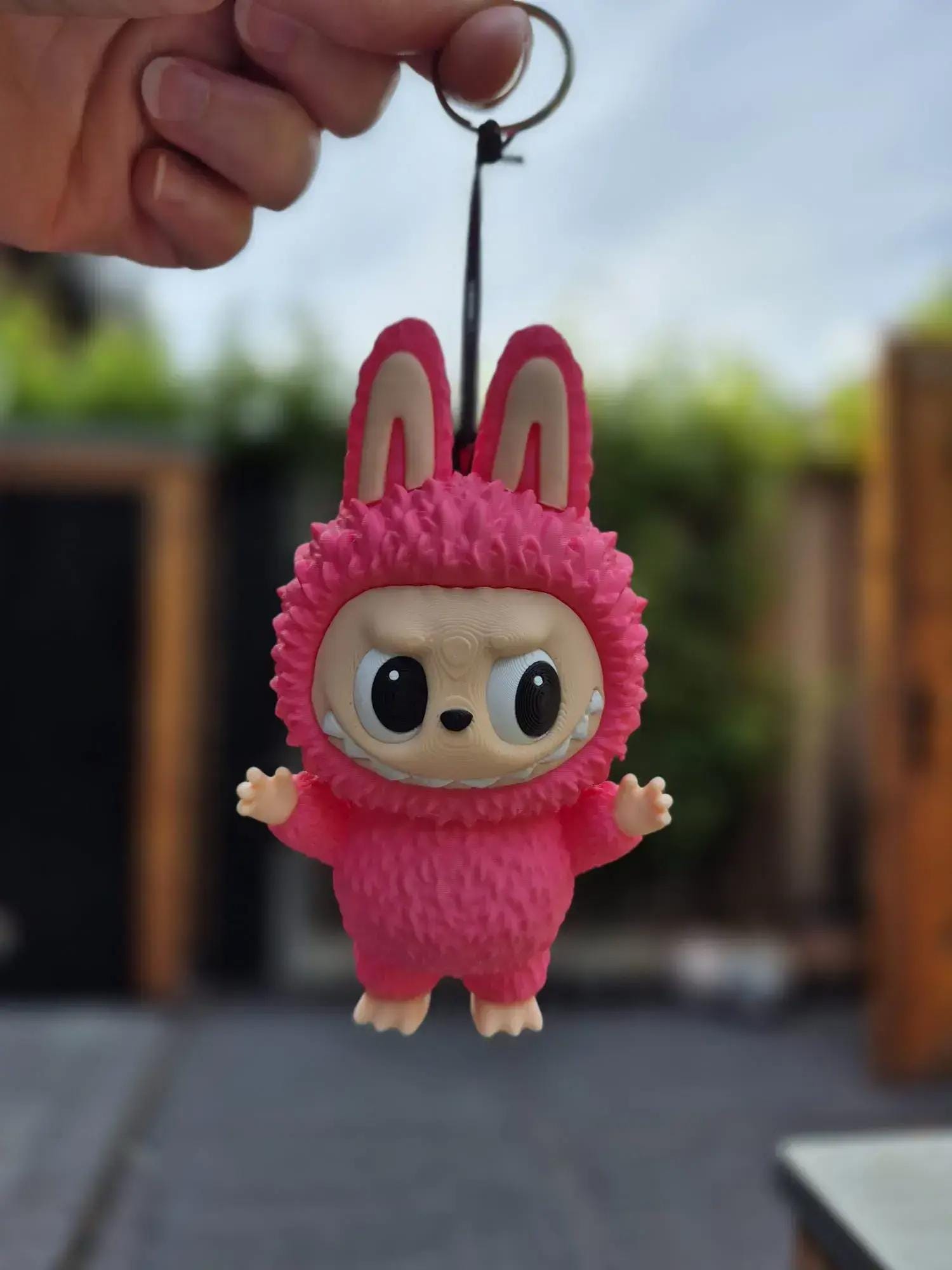 Labubu 正規版の鍵とバッグのキーホルダー Labubu 正規版の鍵とバッグのキーホルダー Labubu 正規版の鍵と