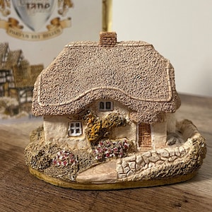 Lilliput Lane Cottages - Etsy Canada