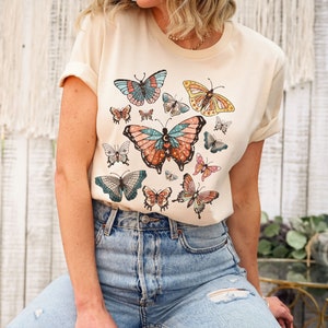 Butterfly Shirt, Butterflies Shirt, Cottagecore Shirt, Bug Shirt, Aesthetic Shirt, Cottage Core Shirt, Butterfly Gifts, Dark Academia Shirt