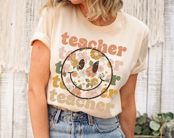 Retro Teacher Shirt, Groovy Teacher Shirt, Teacher Shirt, Teacher Tshirt, Teacher Appreciation, Teacher Gift, New Teacher, Back to School