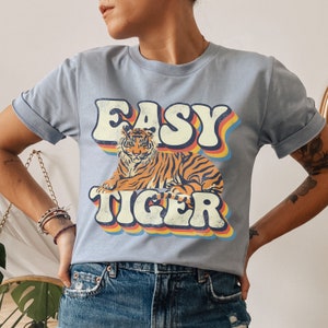 Easy Tiger Shirt Dames, Easy Tiger Shirt, Tijgers Shirts Vrouwen Man, Khaki (v-hals), L