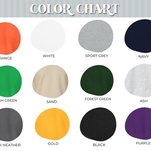 Op de afbeelding: Kleurenkaart met 12 verschillende kleuren stofstalen. De kleuren zijn: oranje, wit, sport grijs, marineblauw, Iers groen, zand, bosgroen, as, donker grijs, goud, zwart en paars.