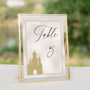Gold Glitzer Schloss Tischnummer Vorlage, druckbare Märchen Hochzeit Tischnummer, Disneyland Hochzeit