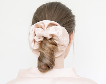 Scrunchies, Scrunchie de seda 100% reciclado, Scrunchies para el cabello, Corbata para el cabello satinada Scrunchie Set Grandes y pequeñas Mujeres gigantes de gran tamaño hechas a mano