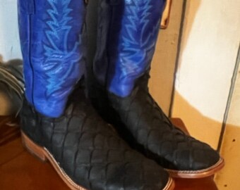used square toe cowboy boots