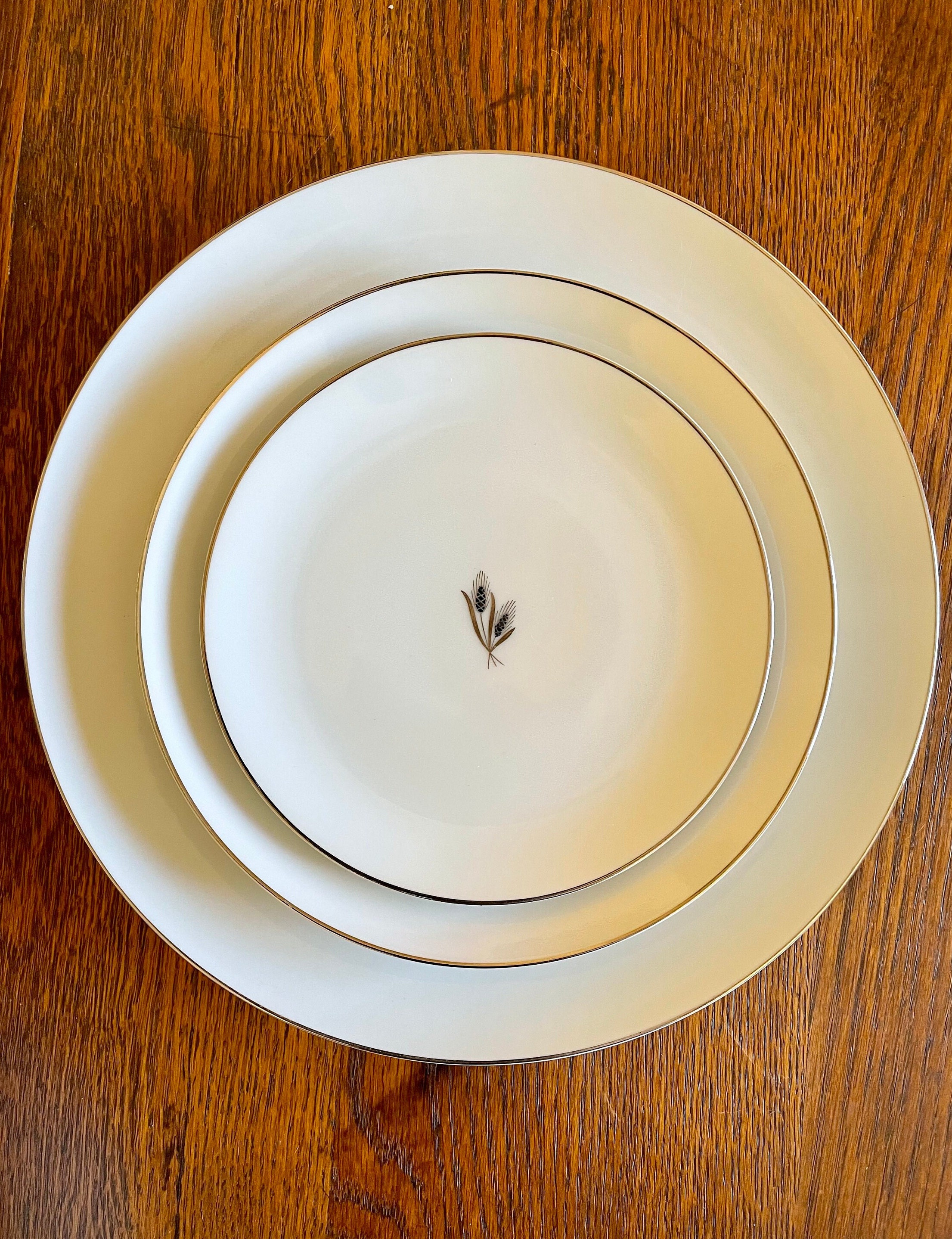 Vintage Fukagawa Arita 928 Porcelain Plates (set of 4): Hand