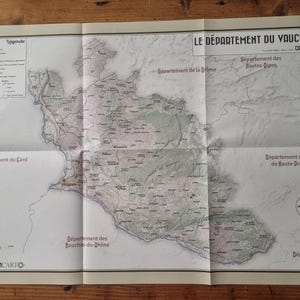 Carte du Vaucluse dépliée