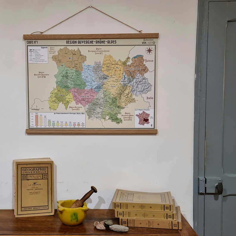Carte murale de la région Auvergne Rhône Alpes image 1