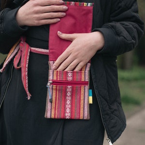 Bolso pequeño de tela para teléfono, bolso de cintura, bolso novedoso para tarjetas y dinero en estilo bolso hobo.