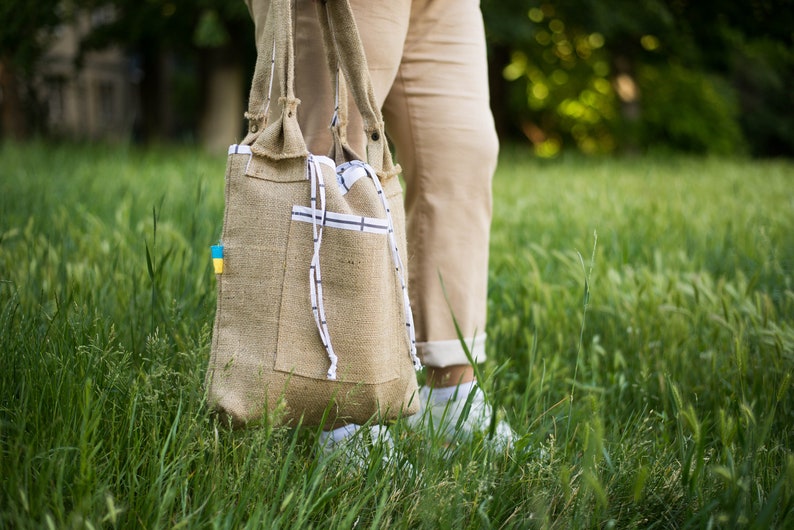 Sac en toile de jute artisanal, sac seau en coton de jute Sac à bandoulière fait à la main pour le shopping et les loisirs. image 1