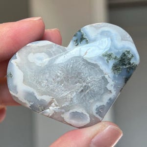 Moss agate heart carving Crystal hear carving healing stone collection mineral decor white green moss agate chalcedony heart chakra gift for