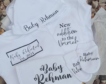 New Baby Giftset | Baby Grow set | Gift for New Baby | Gift for new parents | Welcome baby gift | Personalised BabyGrow | Baby hat | Mittens