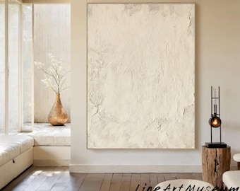 Op de afbeelding: Een groot, rechthoekig abstract schilderij met een getextureerd, gebroken wit oppervlak. Het kunstwerk is ingelijst en hangt aan een muur in een goed verlichte kamer. De tekst "Line Art Museum" is zichtbaar in de rechter benedenhoek.