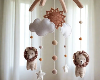 Savannah lions nursery mobile - Lion & Sun baby room mobile - gender neutral baby shower gift - safari, Africa animals nursery decoration