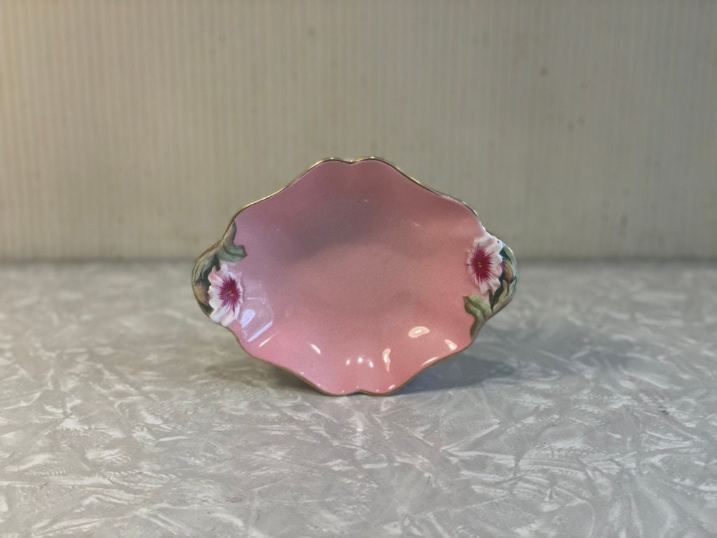 Royal Winton Petunia - Etsy