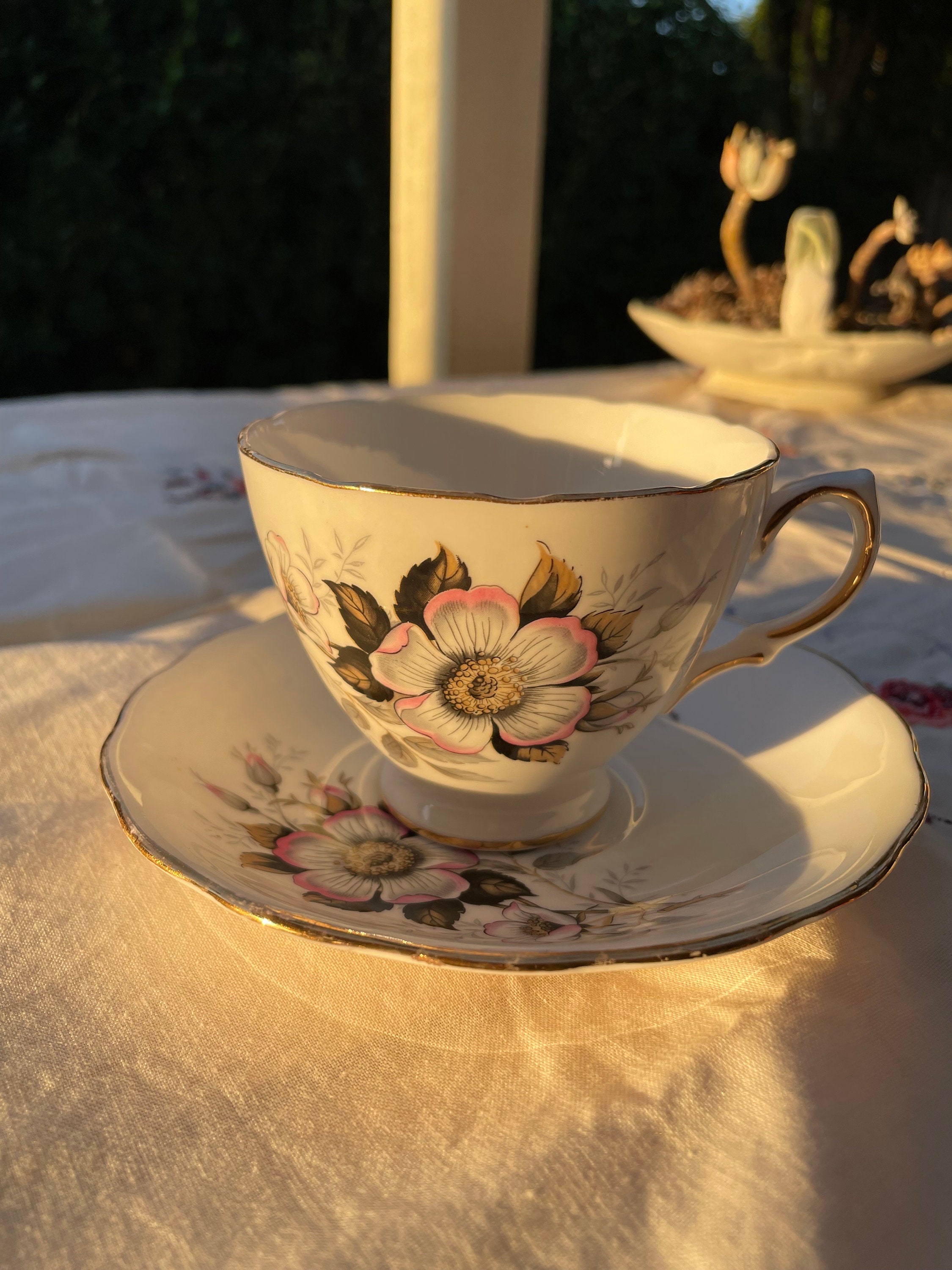 Royal Osborne Teacup - Etsy UK