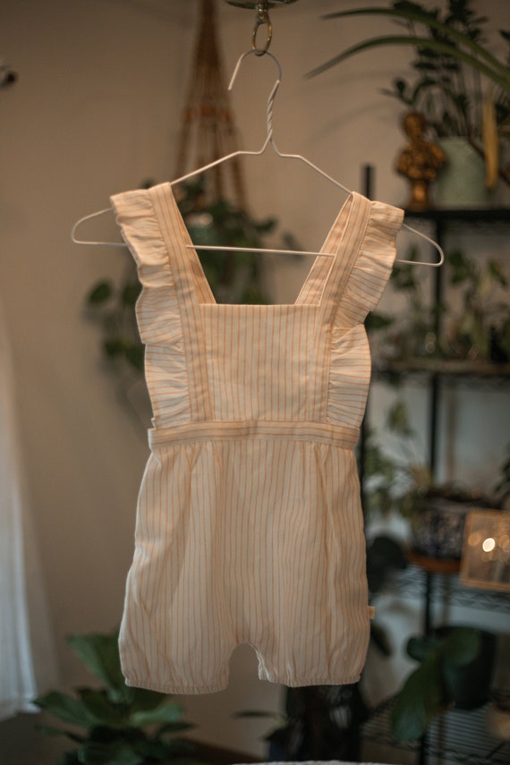 Baby pink & white Gem