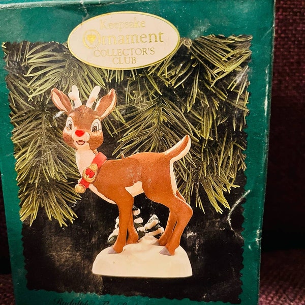 Hallmark keepsake, ornament, collectors club, Rudolph, the red nose, reindeer light up 1996